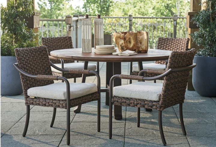 Tommy Bahama Outdoor