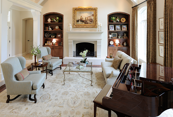 Traditional Living Room