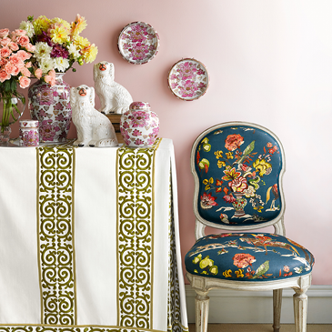 SPOTLIGHT: Chinoiserie